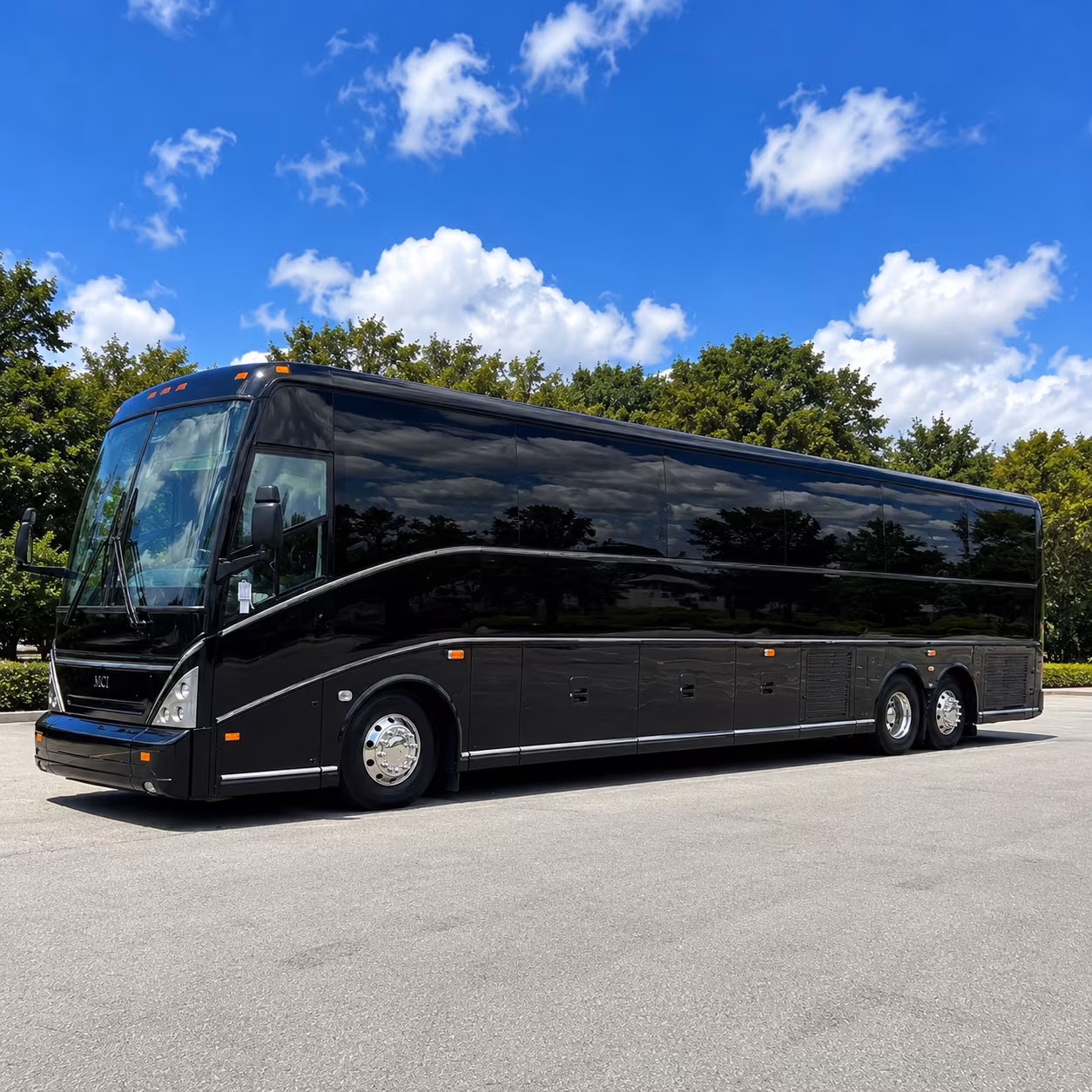 corporate airport transfer buses between sfo and san francisco