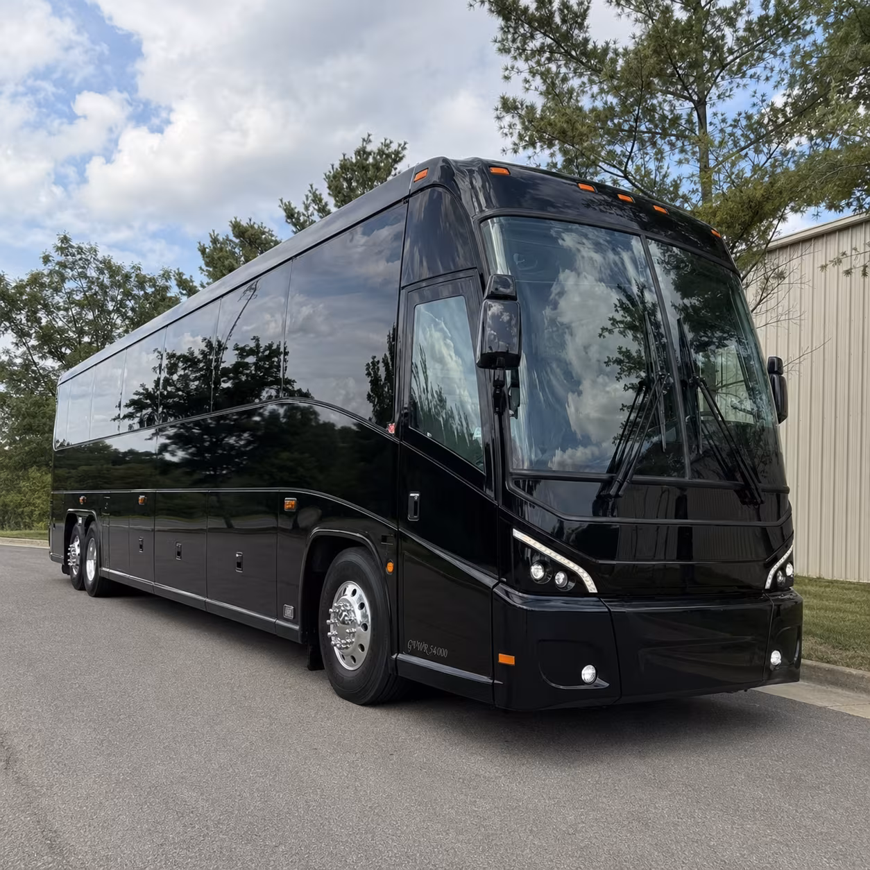 peninsula corridor shuttle buses between sf and silicon valley
